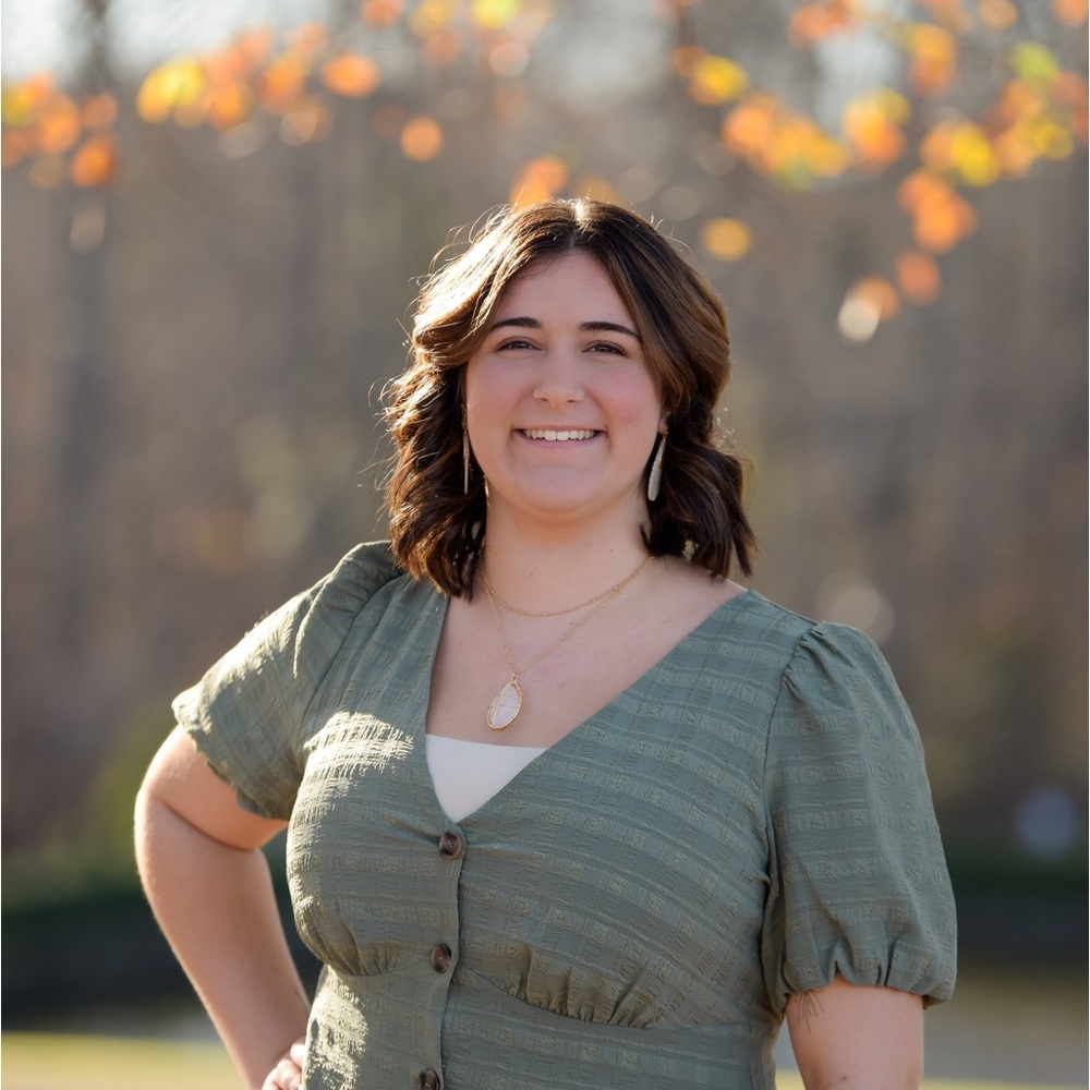 Meet your Posher, Ella